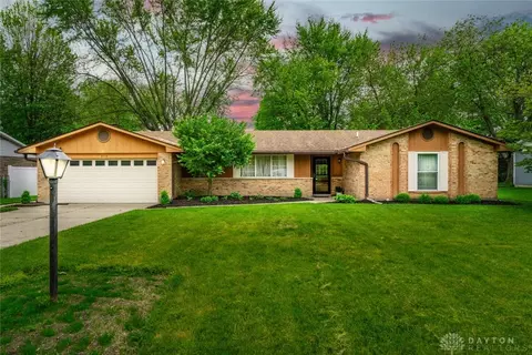 3113 Village Ct, Dayton, OH 45432