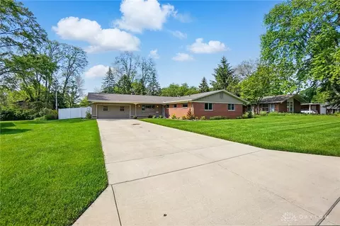 508 Judith Dr, Kettering, OH 45429