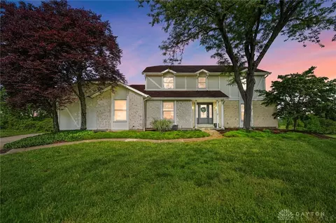 5638 Eagle Nest Ct, West Chester, OH 45069