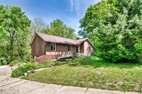 6155 Millbank Dr, Dayton, OH 45459