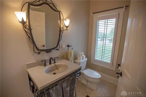Bath - 1192 Waters Edge Dr, Centerville, OH 45458 photo 2 of 10