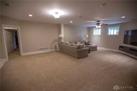 Living - 1192 Waters Edge Dr, Centerville, OH 45458 photo 6 of 7