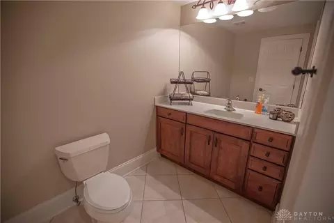 Bath - 1192 Waters Edge Dr, Centerville, OH 45458 photo 6 of 10