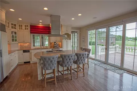 Kitchen - 1192 Waters Edge Dr, Centerville, OH 45458 photo 2 of 7
