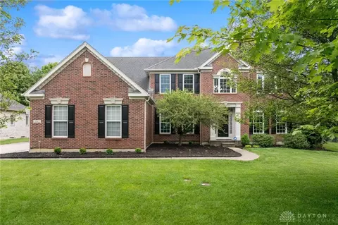 1082 Kenworthy Pl, Centerville, OH 45458