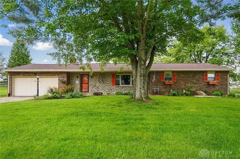 565 Charlotte Ave, Lebanon, OH 45036