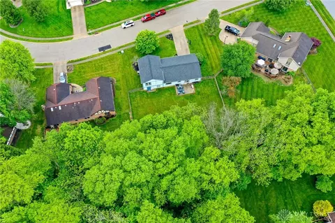 View/Area - 490 Queensgate Rd, Springboro, OH 45066 photo 7 of 10