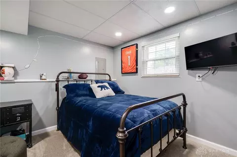 Bedroom - 490 Queensgate Rd, Springboro, OH 45066 photo 7 of 7