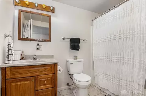 1483 S Burnett Rd, Springfield, OH 45505 photo 12