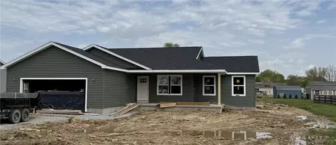 607 Hastings Dr, Lynchburg, OH 45142