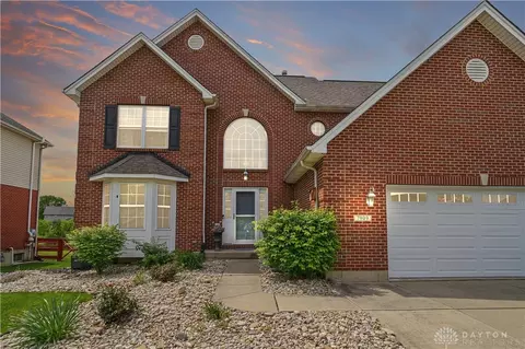 7909 Threshing Ct, West Chester, OH 45069