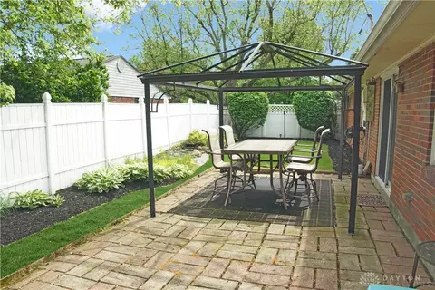 4948 Arrowhead Dr, Kettering, OH 45440 photo 37