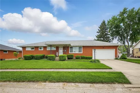 4325 Wabash Dr, Springfield, OH 45503 photo 2