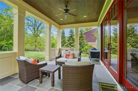 Exterior - 7502 Euclid Ave, Cincinnati, OH 45243 photo 8 of 15