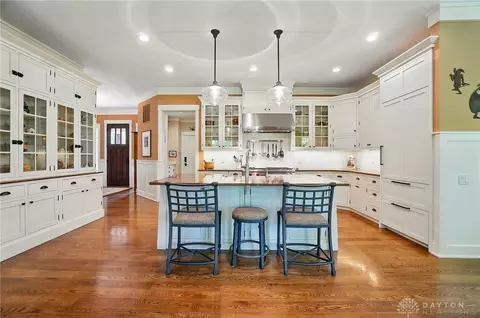 Kitchen - 7502 Euclid Ave, Cincinnati, OH 45243 photo 1 of 8