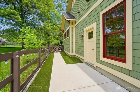 Exterior - 7502 Euclid Ave, Cincinnati, OH 45243 photo 5 of 15