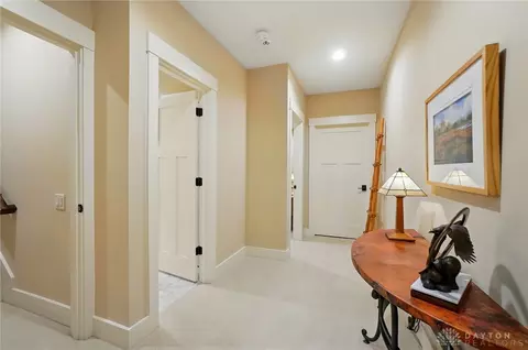 Entry Way - 7502 Euclid Ave, Cincinnati, OH 45243 photo 5 of 8
