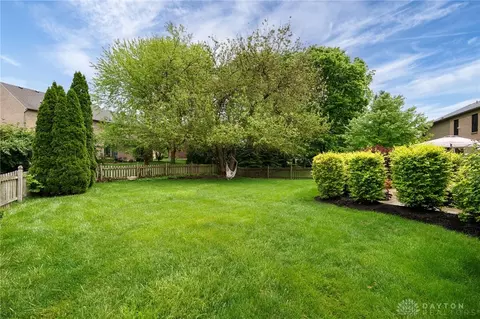 Exterior - 280 Thomas Dr, Springboro, OH 45066 photo 5 of 8