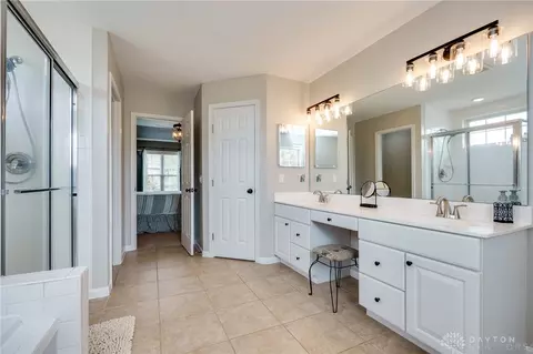 Bath - 280 Thomas Dr, Springboro, OH 45066 photo 5 of 8