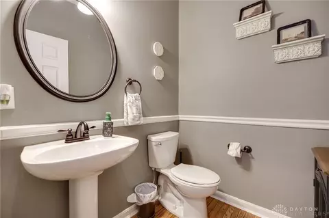 Bath - 280 Thomas Dr, Springboro, OH 45066 photo 1 of 8