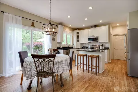 Kitchen - 280 Thomas Dr, Springboro, OH 45066 photo 1 of 5