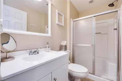 Bath - 280 Thomas Dr, Springboro, OH 45066 photo 8 of 8