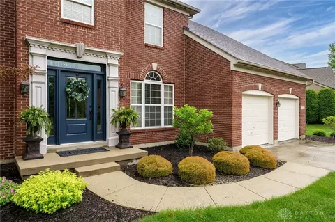 Exterior - 280 Thomas Dr, Springboro, OH 45066 photo 3 of 8