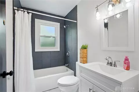 Bath - 1730 Miracle Mile, Springfield, OH 45503 photo 1 of 3