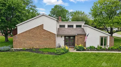 4300 Toll Gate Ln, Sugarcreek Township, OH 45305
