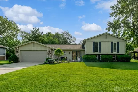 2155 Shenandoah Dr, Troy, OH 45373