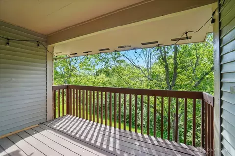 Exterior - 1175 Captains Brg, Dayton, OH 45458 photo 7 of 11