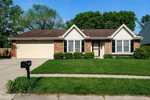 8851 Davidgate Dr, Huber Heights, OH 45424