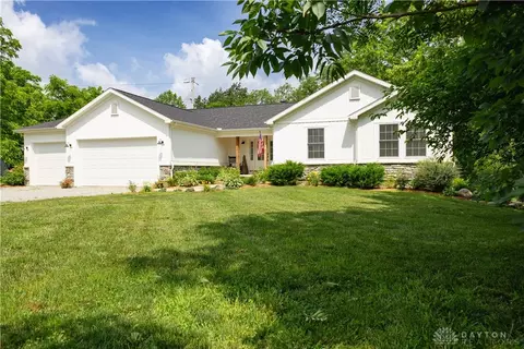 1056 Halpin Rd, Clarksville, OH 45113