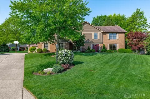 2100 Hunters Bluff Ct, Washington Township, OH 45458