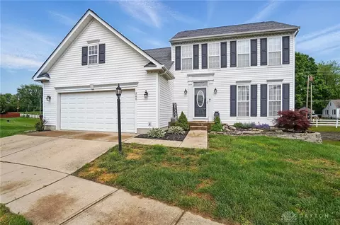 260 Holly Dr, Franklin, OH 45005