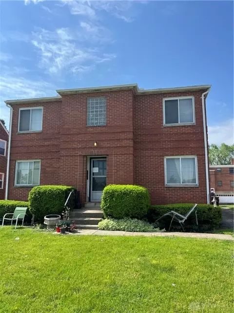 120 E Dorothy Ln, Kettering, OH 45419