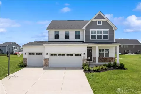 2370 Hawes Dr, Beavercreek, OH 45434