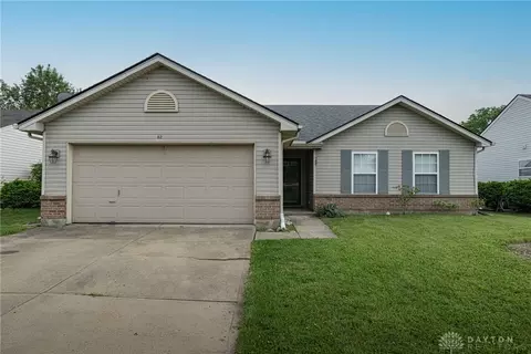 82 Choctaw Cir, Franklin, OH 45005