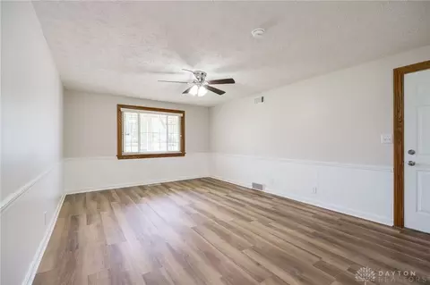 2015 E David Rd, Dayton, OH 45440 photo 27