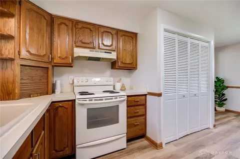 2015 E David Rd, Dayton, OH 45440 photo 20
