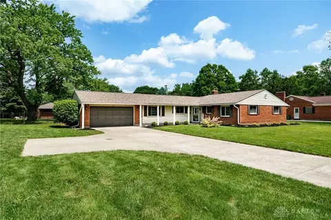 2015 E David Rd, Dayton, OH 45440 photo 4