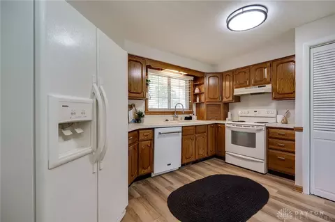 2015 E David Rd, Dayton, OH 45440 photo 19