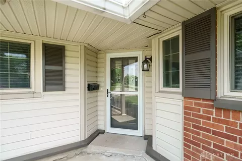 2015 E David Rd, Dayton, OH 45440 photo 7