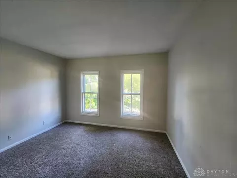 360 Buxton Ave, Springfield, OH 45505 photo 9
