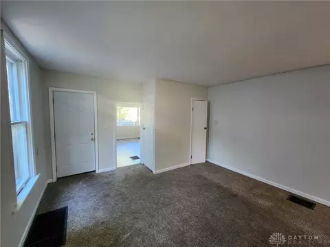 360 Buxton Ave, Springfield, OH 45505 photo 17