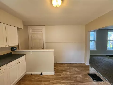 360 Buxton Ave, Springfield, OH 45505 photo 11