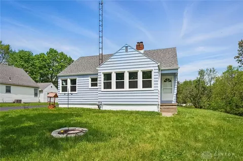 3948 W National Rd, Springfield, OH 45504 photo 2