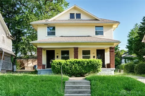223 W Parkwood Dr #221, Dayton, OH 45405