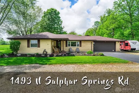 1493 N Sulphur Springs Rd, West Alexandria, OH 45381
