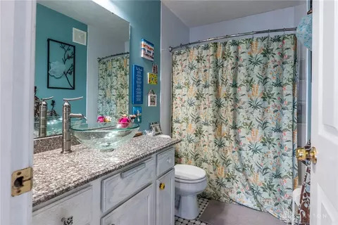 Bath - 45 Wheatmore Ct, Springboro, OH 45066 photo 3 of 5